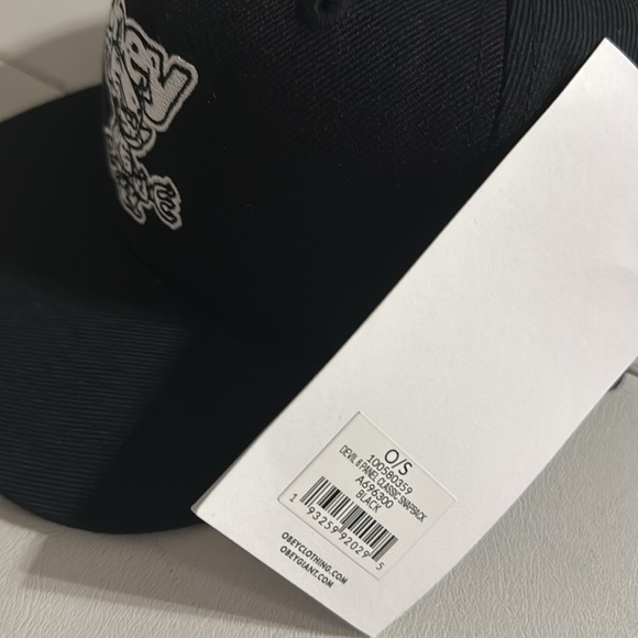 NWT OBEY Black DEVIL 6 PANEL CLASSIC SNAPBACK cap hat - Picture 4 of 6